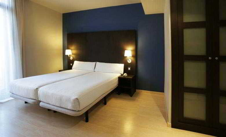 Hotel Oriente Atiram