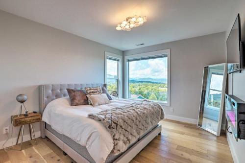 Luxe Asheville Home With Stunning Mountain View