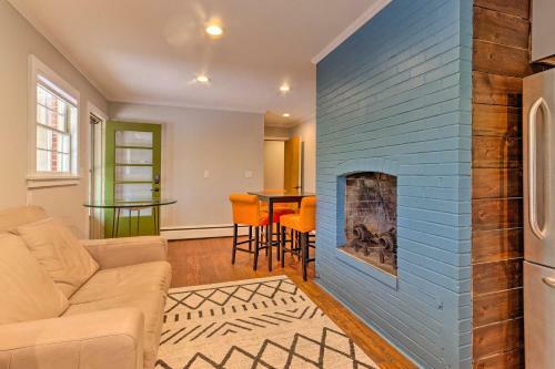 Dog-friendly Home With Yard 1 Mi To Downtown!