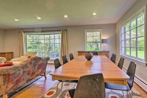 Dog-friendly Home With Yard 1 Mi To Downtown!