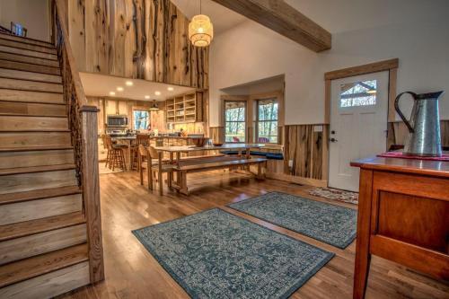 Lodge The Poplars At Bearwallow Mountain