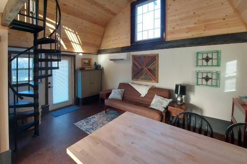 Apartamento Rustic Farm Stay In A Hendersonville Studio!