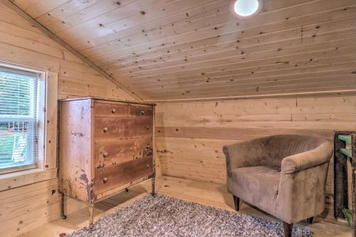 Apartamento Rustic Farm Stay In A Hendersonville Studio!