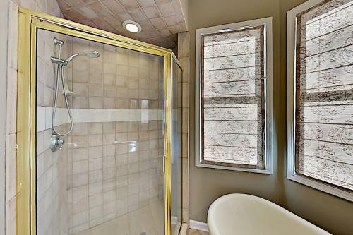 Jeter Mountain Manor