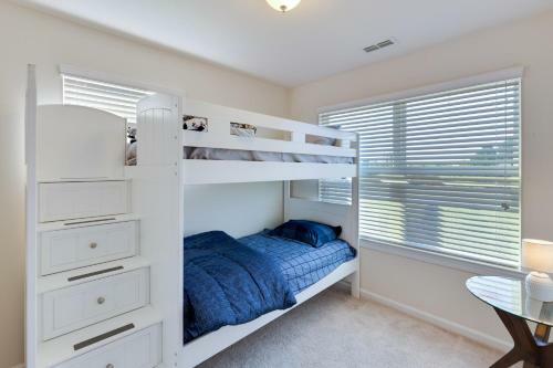 Delightful Pet Friendly Home In Great Location! Townhouse