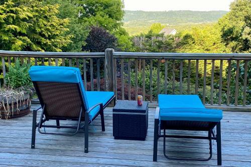 Serenity Mountain Oasis