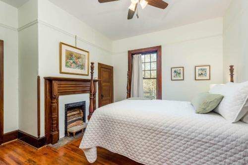 Spring Creek Farmhouse