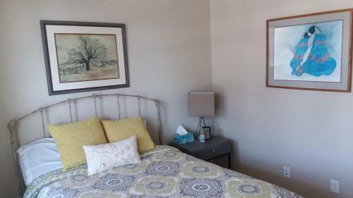 Spacious Contemporary Cottage Home (queen Bdrm)