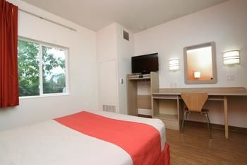 Motel 6 Burlington - Colchester