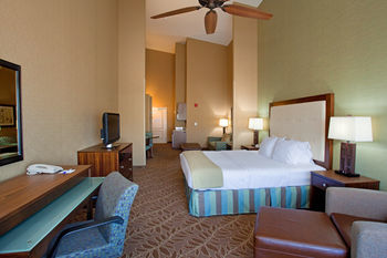 Holiday Inn Express Hotel & Suites Logan