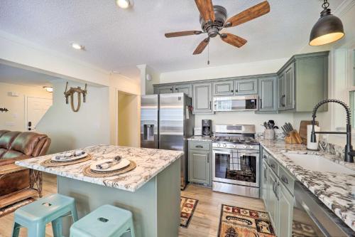 Spacious Cabin Near Ski Resorts And Hiking Trails