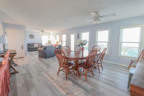 The Narwhal Nest Home