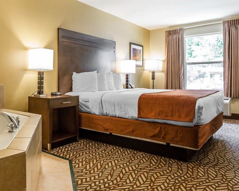 Hotel Quality Inn & Suites Montclair