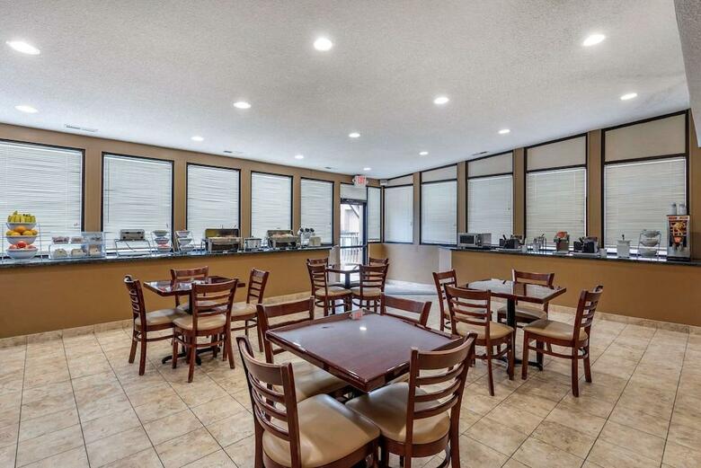 Hotel Comfort Suites Chesapeake