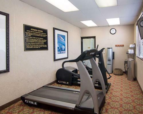 Hotel Comfort Inn & Suites West
