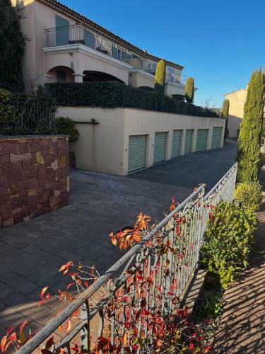 Golf St Endr�ol Private House