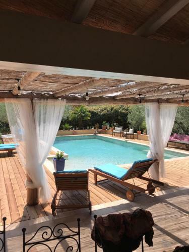 Apartamento 1262 Chemin Des Pignatelles