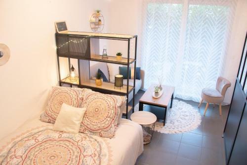 Apartamento Joli Studio Avec Jardin Proche Confluence (lyon) - Netflix