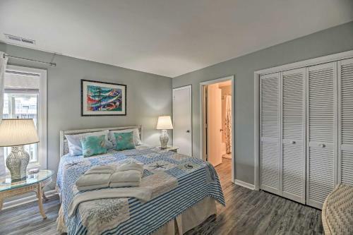 Apartamento Condo With Partial Ocean View On Indian Beach!