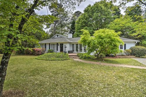 Apartamento Quaint Apt With Yard 1 Mi To Nature Preserve!