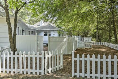 Apartamento Quaint Apt With Yard 1 Mi To Nature Preserve!