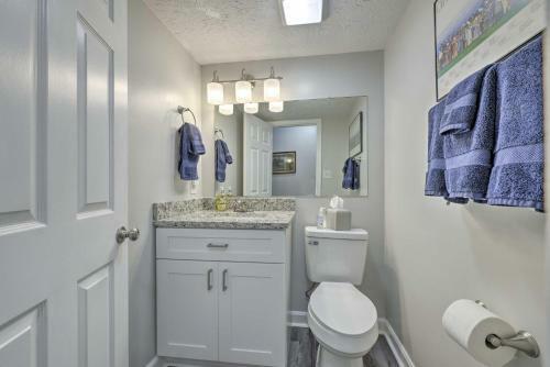 Charming Southern Pines Abode - Walk To Dtwn!