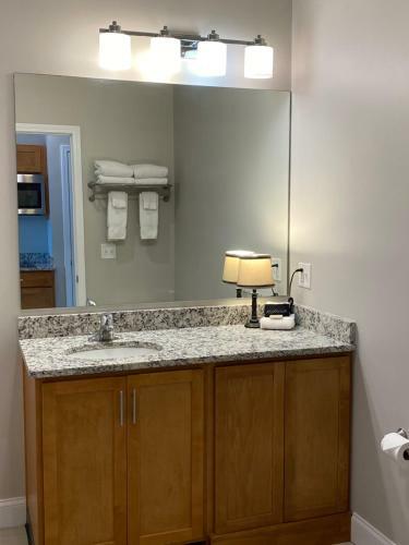 River Hotel Of Southport