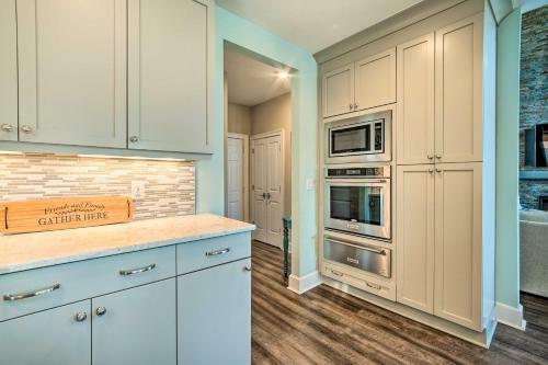 Waterfront Southport Home With Hot Tub And Deck!