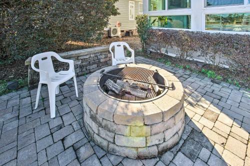 Waterfront Southport Home With Hot Tub And Deck!