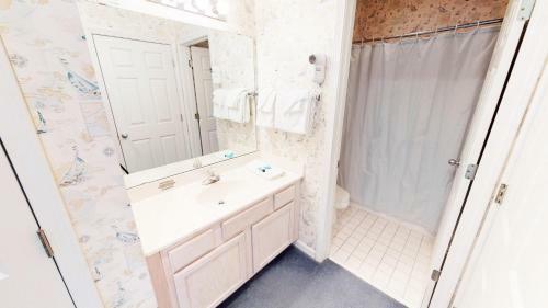 Royal Poste By Coastline Resorts