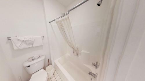 Royal Poste By Coastline Resorts