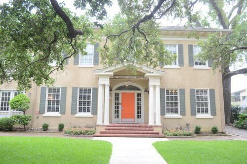 Hi - Houston The Morty Rich Hostel