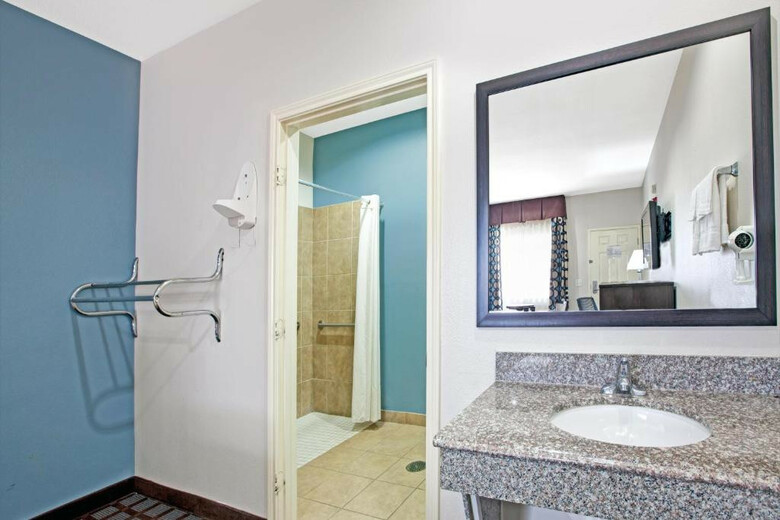 Motel Super 8 Houston North 1960/i-45