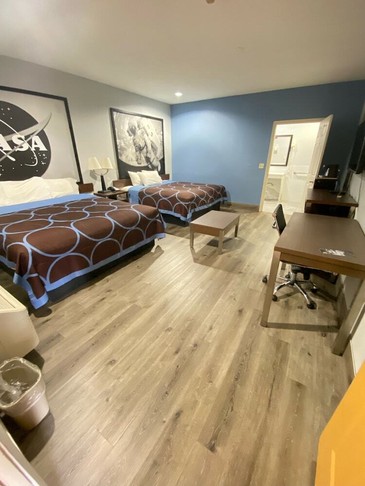 Motel Super 8 Houston Hobby Airport South