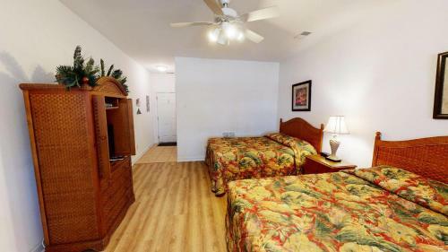 Champions By Coastline Resorts