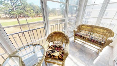 Champions By Coastline Resorts