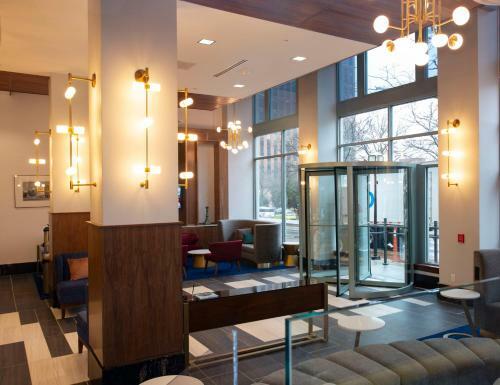 Blu-tique, Akron, A Tribute Portfolio Hotel