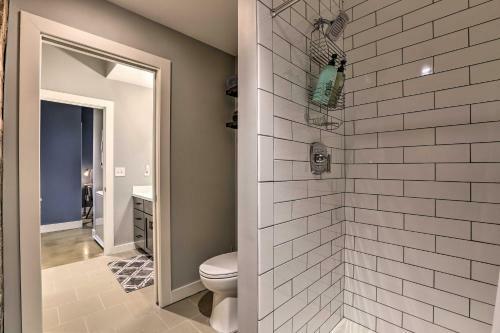 Apartamento Sleek Studio Near Dtwn Dining And Entertainment