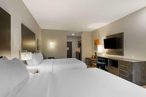 Hotel Mainstay Suites Cincinnati University - Uptown