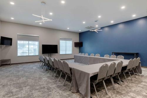 Hotel Mainstay Suites Cincinnati University - Uptown