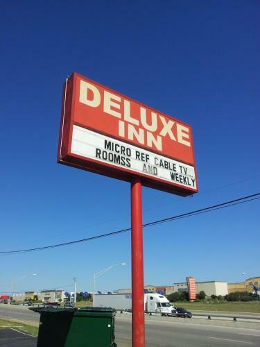 Motel Deluxe Inn Austin