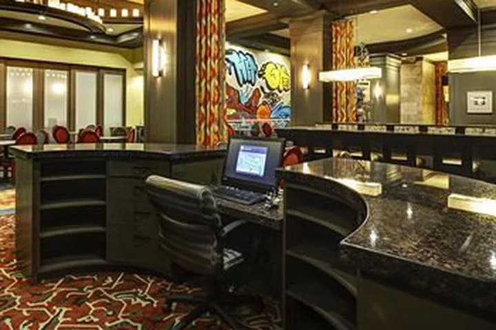 Hotel Hampton Inn And Suites Austin University Capitol