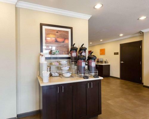 Hotel Comfort Suites Westbelt