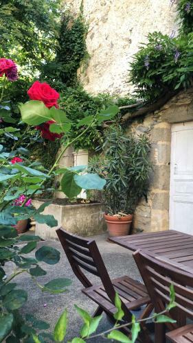 Villa Grande Maison M�di�vale Au Centre De Laval