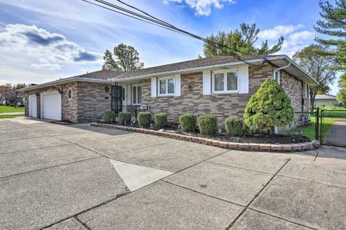 Middleburg Heights Home - 18 Mi To Dtwn Cle!