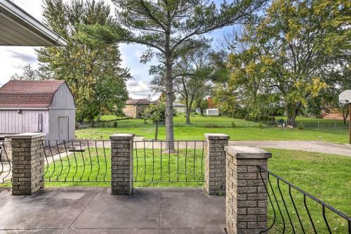 Middleburg Heights Home - 18 Mi To Dtwn Cle!
