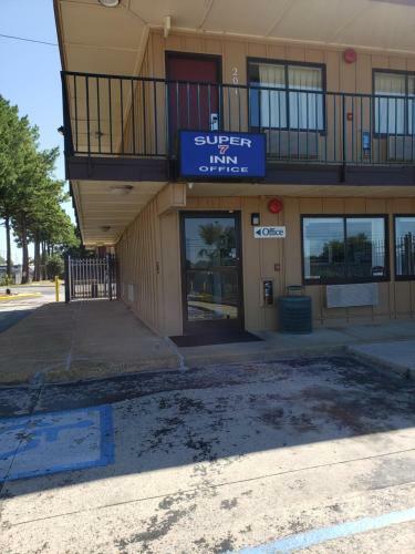 Motel Super 7 Inn