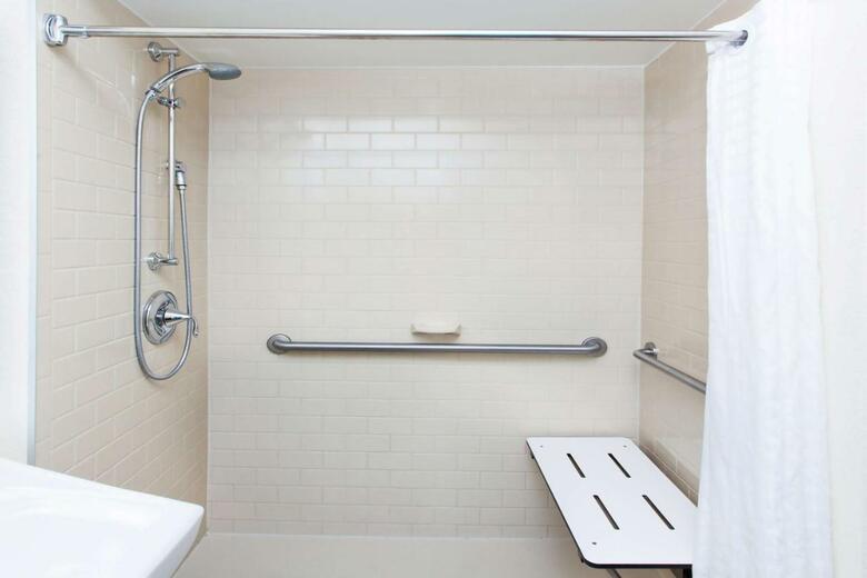 Hotel Candlewood Suites City Centre I-10
