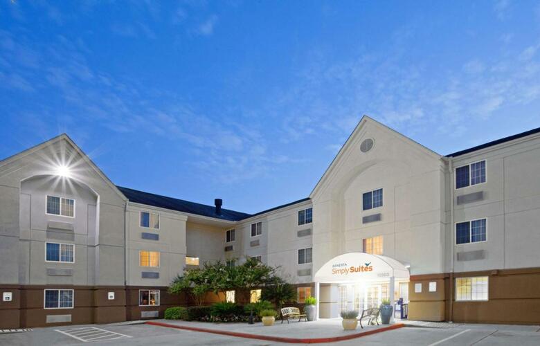 Hotel Candlewood Suites City Centre I-10