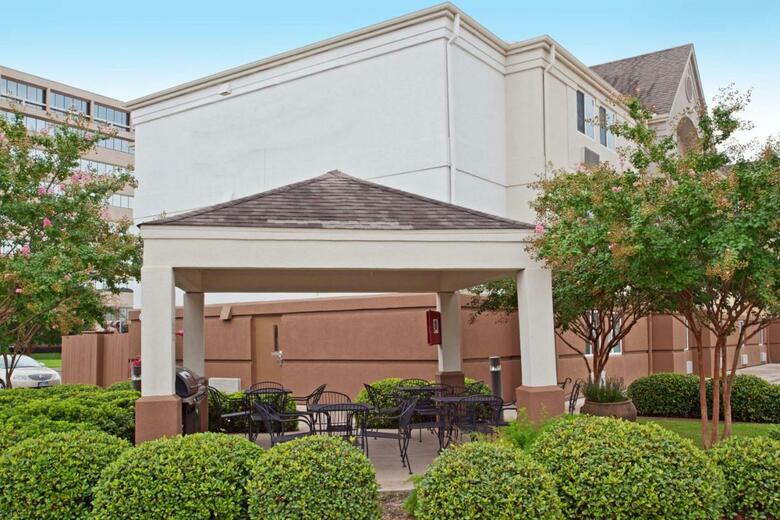 Hotel Candlewood Suites City Centre I-10